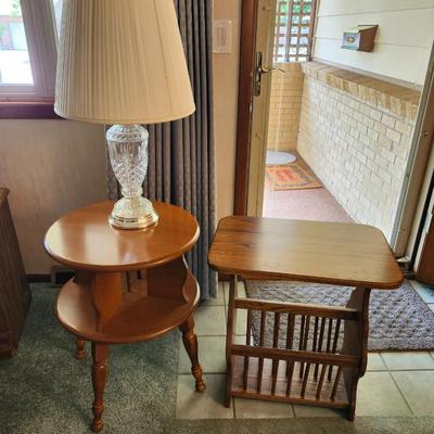 Vintage 2 Tier Round Wooden End Drum Table, Solid Oak Magazine Rack End Table / Side Table and lamp