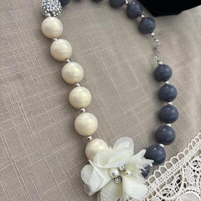 Grey and white chunky beaded necklace
