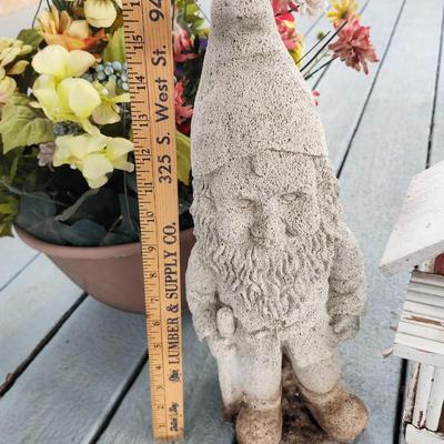 Outdoor decorations cement decorative status, birdhouse and fake plantb