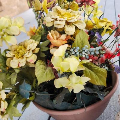 Outdoor decorations cement decorative status, birdhouse and fake plantb