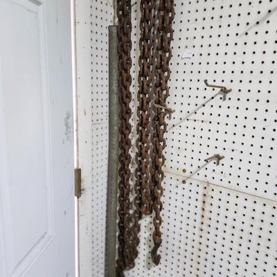 Duty chains with hooks