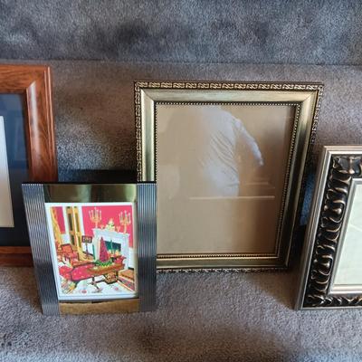 A GROUP OF QUALITY PICTURE FRAMES