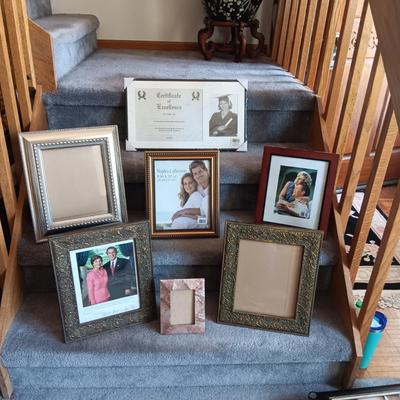 A VARIETY OF QUALITY PICTURE FRAMES