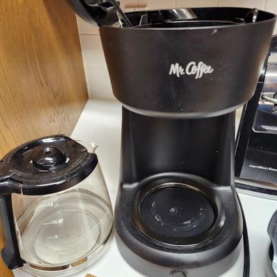 Coffee pot, knife with block and can operer