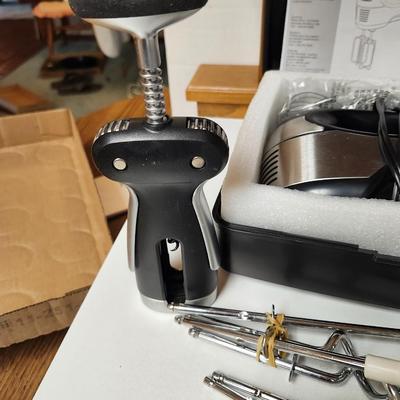 Kitchen lot, Hand mixer, Electric knife, coffee maker etc