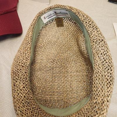 Men's hats, Baseball caps, hat retainer and Country Gentleman