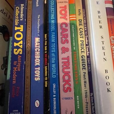 BOOKS ON VARIOUS COLLECTIBLES