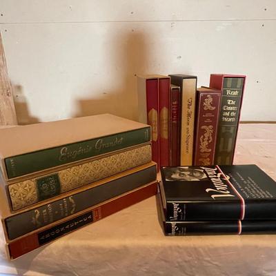 A COLLECTION OF VINTAGE BOOKS