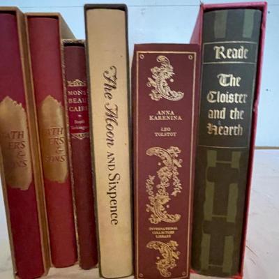A COLLECTION OF VINTAGE BOOKS