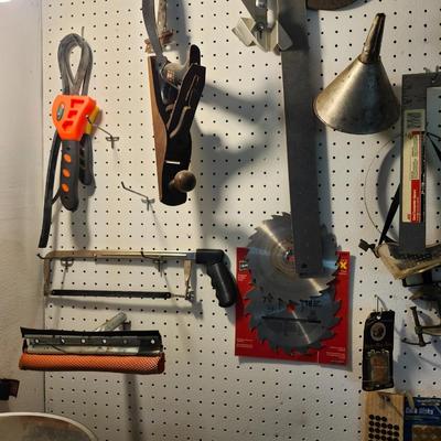 Home improvement garage lot, including tools