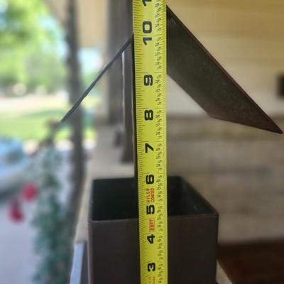 Outdoor household decor lot, fake plant and rugs