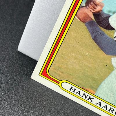 LOT 2: 1972 Topps Baseball Card Hank Aaron