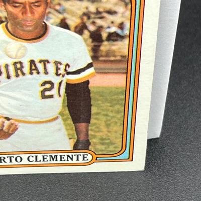 LOT 3: 1972 Topps Baseball Card Roberto Clemente