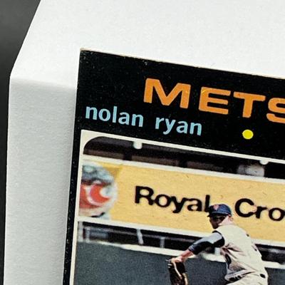 LOT 8: Nolan Ryan 1971 Topps Baseball Card