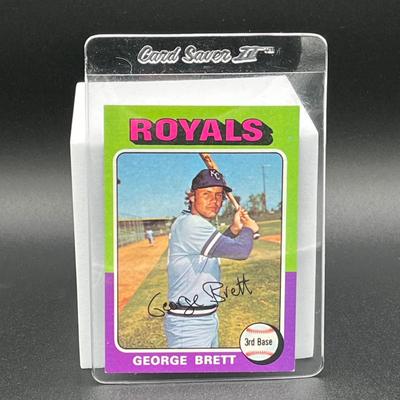 LOT 11: 1975 Topps Baseball George Brett Rookie Card