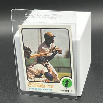 LOT 17: 1973 Topps Baseball Roberto Clemente Card