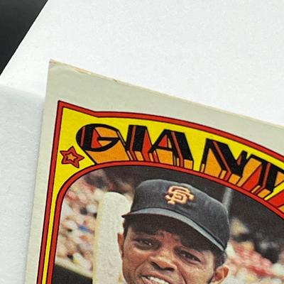 LOT 18: Willie Mays 1972 Topps Baseball Card