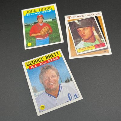 LOT 40: Topps Baseball Cards Mixed Years - 1979-1987-