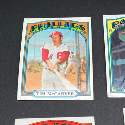 LOT 41: 1972 Topps Baseball Cards - Ted Williams, Thurman Munson, Jim Palmer and More
