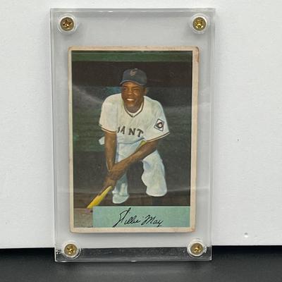 LOT 45: 1954 Bowman Willie Mays Baseball Card