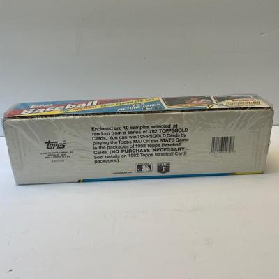 LOT 52: Sealed 1992 Topps Baseball Cards Complete Set