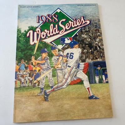 LOT 64: World Series Programs - 1987, 88, 89, 90, 91