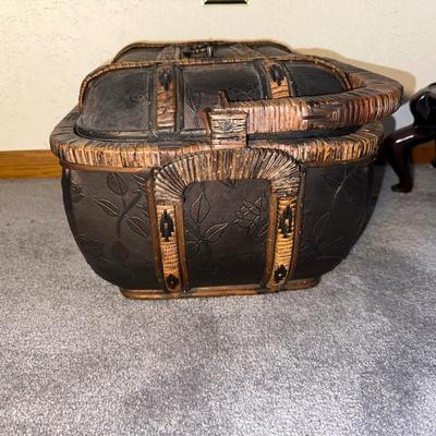 BAMBOO AND RATTAN CHEST WITH LID AND A PORCELAIN UMBRELLA STAND