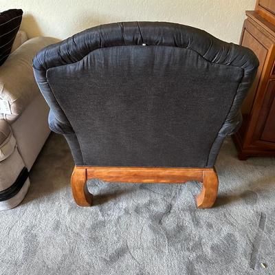 ACCENT ARM CHAIR