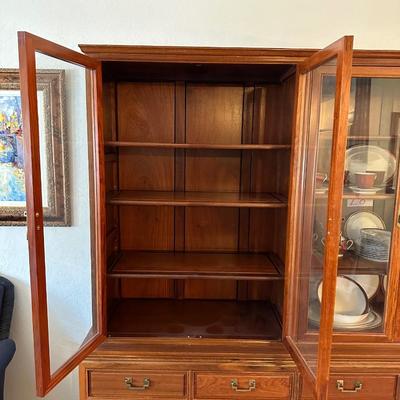 LIGHTED, 2 TONE SOLID WOOD, HIGH END DISPLAY CABINET WITH BRASS HARDWARE