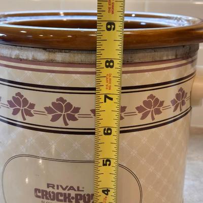 Vintage Crock Pot