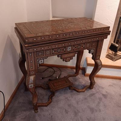 BREATHTAKING SYRIAN DETAILED INLAID MOTHER OF PEARL FOLD OUT GAME TABLE