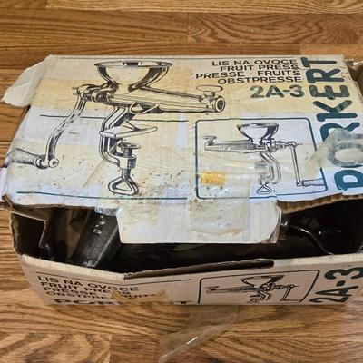 Porkert Grinder