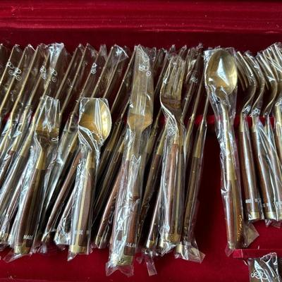 HUGE HANDMADE SOLID NICKEL AND BRONZE FLATWARE SET IN A WOODEN CHEST