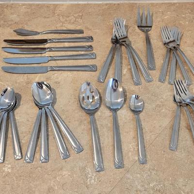 Flatware Set