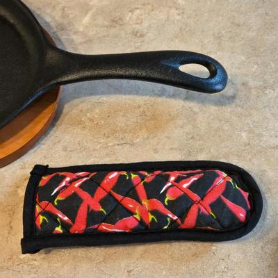 Skillet with Wood Trivet