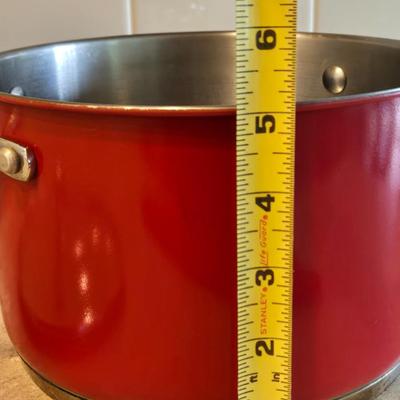 The Main Ingredient Pot with Strainer & Lid
