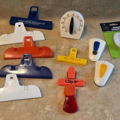 Timer, Kitchen Clips and Hook