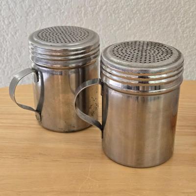 Kitchen Shakers & Ceramic Container