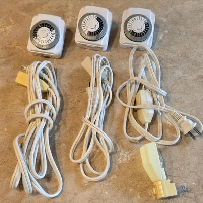 (3) Timers, Extension Cords, and Nightlight