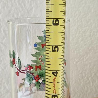 Vintage Luminarc Christmas Tree Tumblers