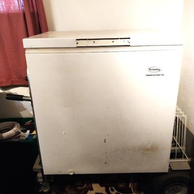 CROSELY COMMERCIAL CHEST FREEZER