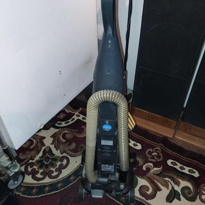 HOOVER WINDTUNNEL PRO UPRIGHT VACUUM
