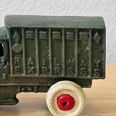 Cast Iron Railway Express Truck