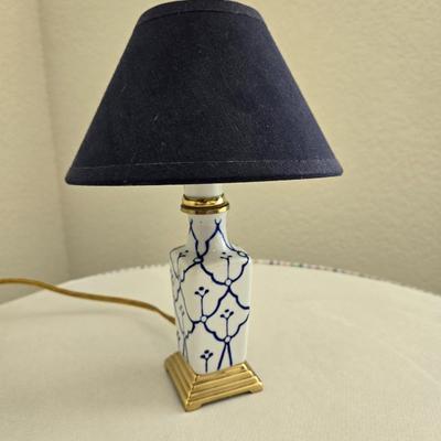 Small Blue & White Ceramic Lamp