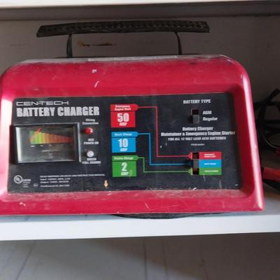 CENTECH BATTERY CHARGER