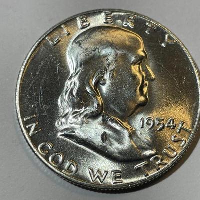 1954-P BU CONDITION FRANKLIN SILVER HALF DOLLAR AS PICTURED.