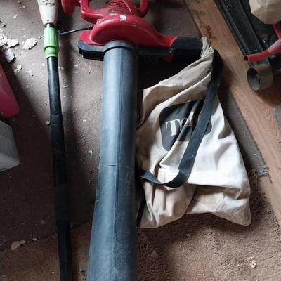 TORO LEAF BLOWER WITH BAG AND ELECTRIC POLE SAW