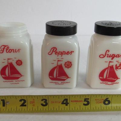 Vintage Art Deco Style Sailboats Shakers