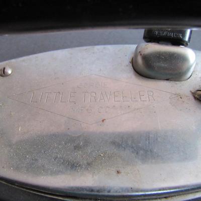 Lot of Misc Antique/Vintage Kitchenware Gadgets and Working Vintage Iron