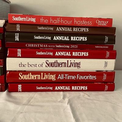 Southern Living Cookbooks (O-MG)